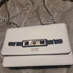 Guess purse